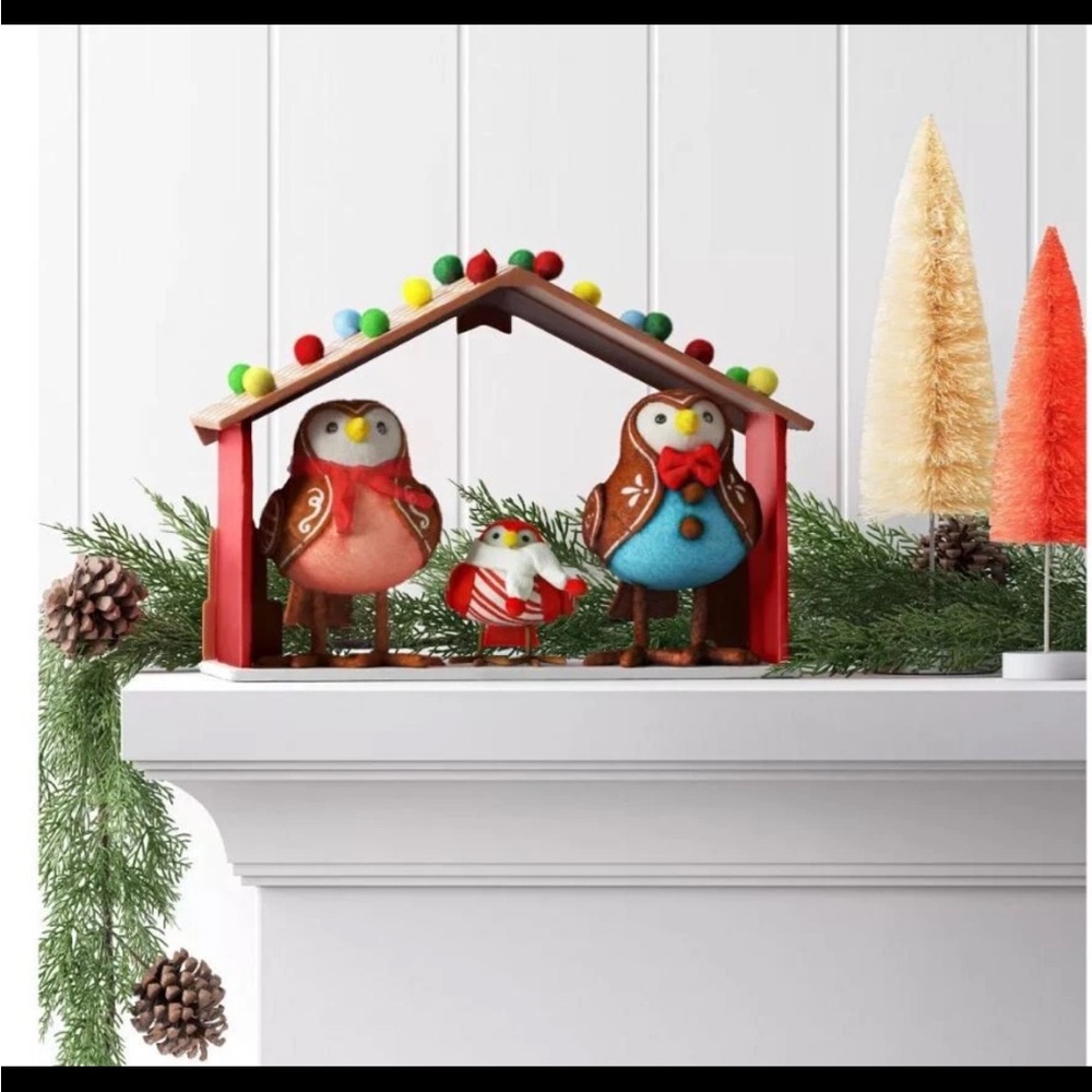 NWT Target Wondershop 4pc Featherly Friends Gingerbread House - Picture 9 of 11